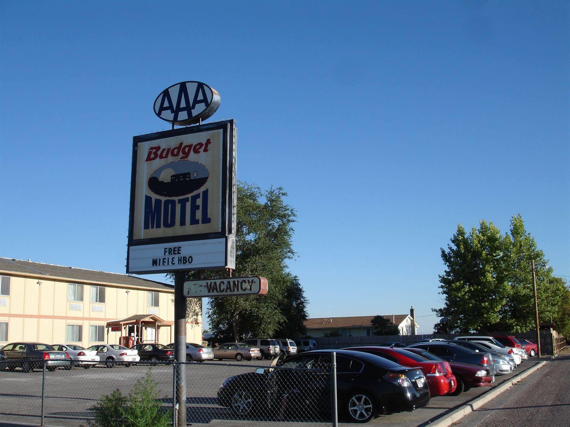 Budget Motel Delta Bagian luar foto